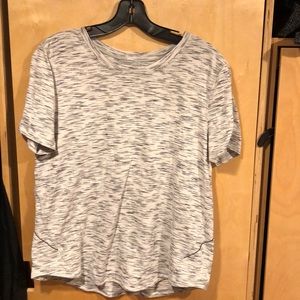 Lululemon sweat-wicking comfort tee, size 10